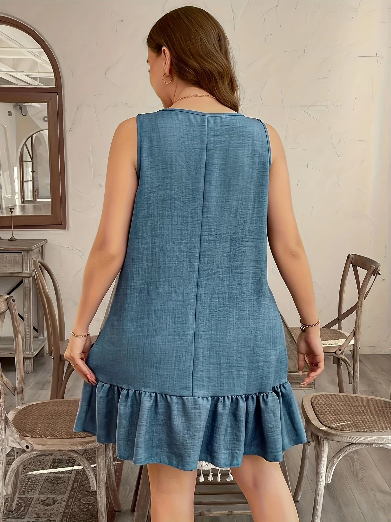 Dodge Blue Embossed Floral Dress Sleeveless Applique Midi an  Elegant Resort Wear