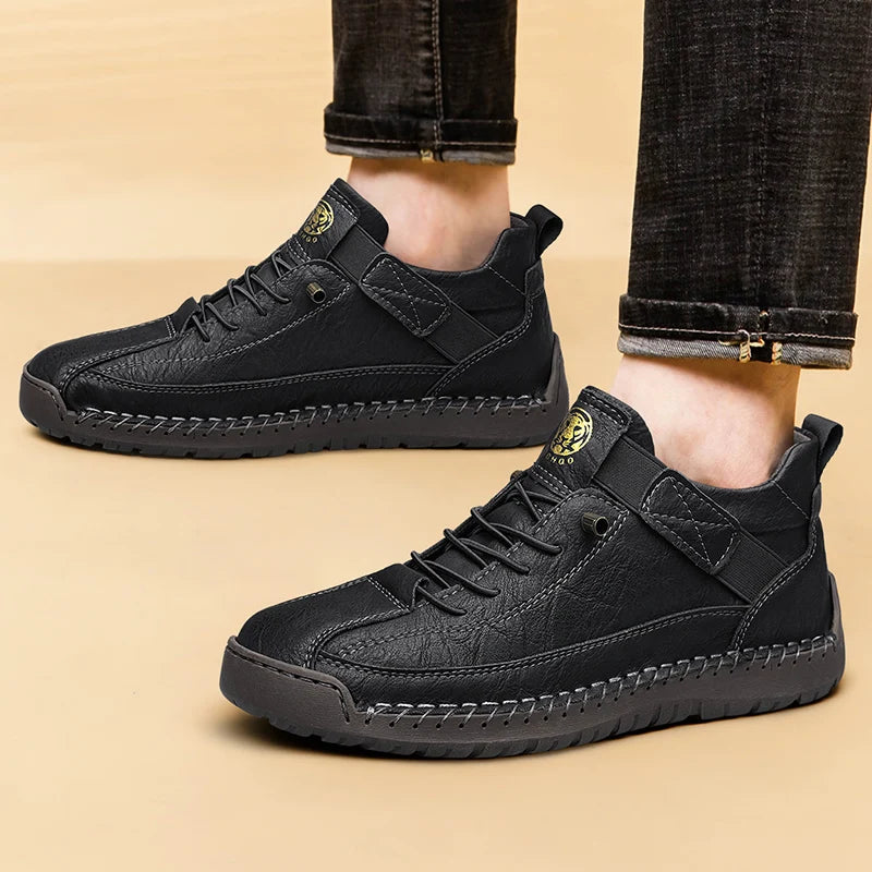 CLOHOO Handmade Men's High-Top Sport Casual Boots Breathable Outdoor Wear with Extended Size Options Classic Ankle Boots
