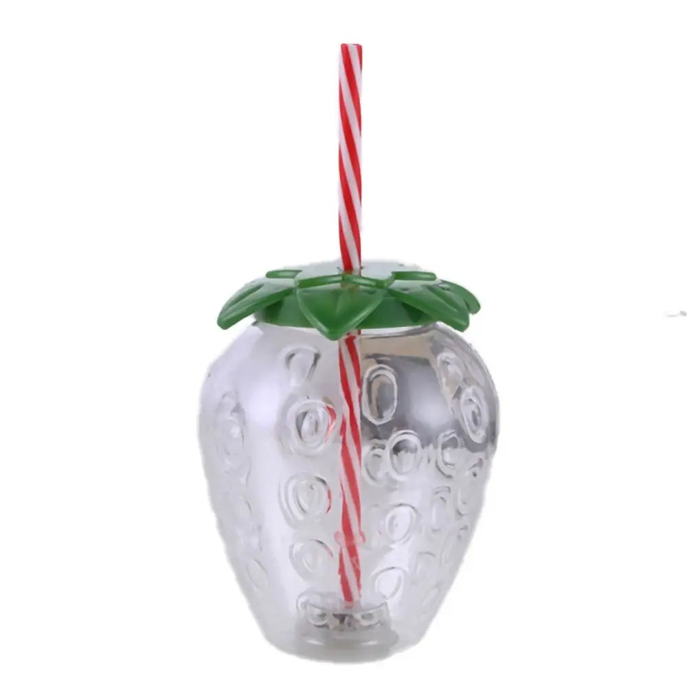 1pc Strawberry Straw Cup 500ml Summer Cute Cartoon Food Grade PP Wide Application Milk Coffee Straw Cup for Home Drinkware