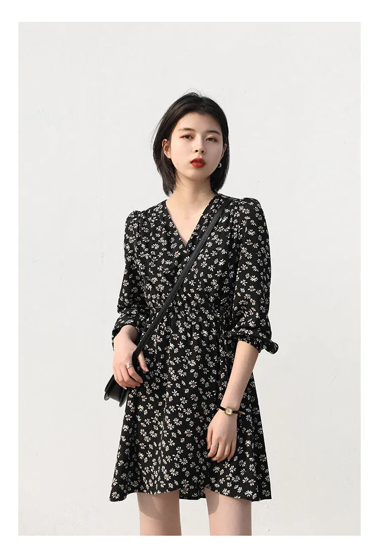 CHIC VEN New Women Dresses Long Sleeved Retro V-neck Black Floral Female Dress Elastic Waisted Lace Up Spring Summer 2026