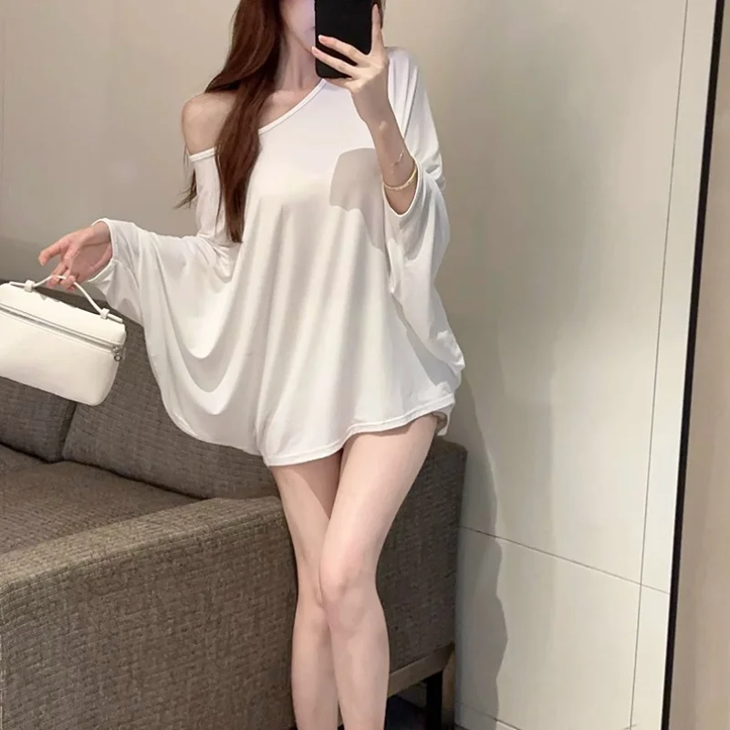 Solid Oversized T-shirt for Women's Casual Loose Top Fashion Bat Sleeves Simple Sexy Off Shoulder Korean Baggy T shirts Autumn