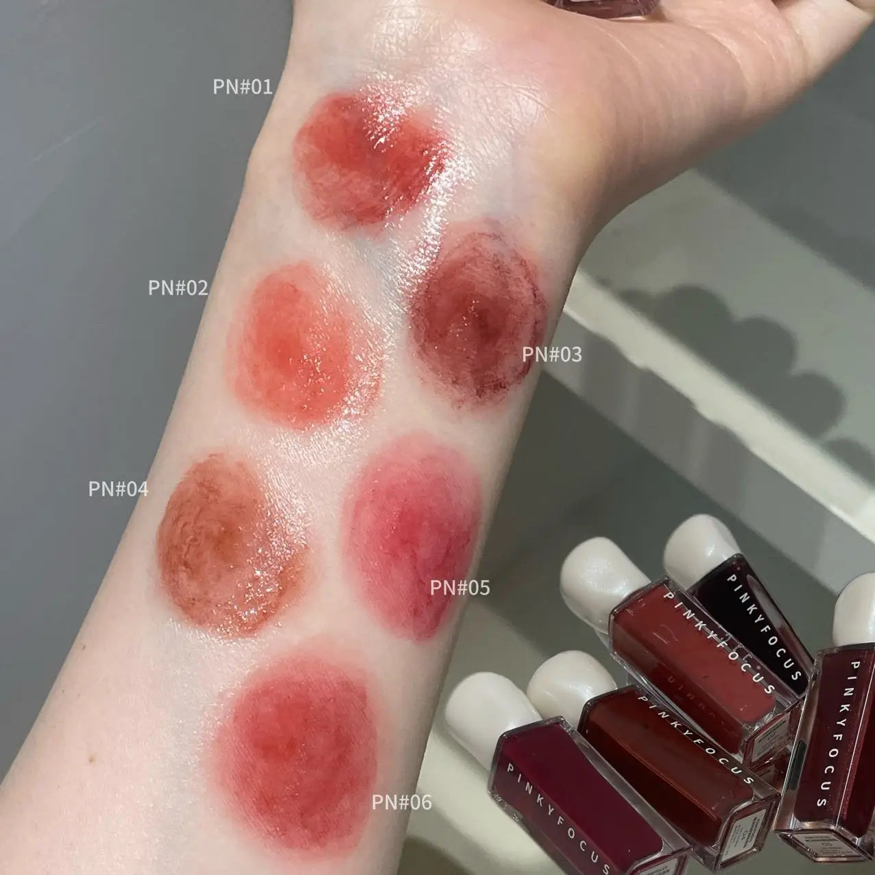 Pinkyfocus Mirror Lip Glaze - Moisturizing, Long-Lasting, Non-Stick Cup, Brightens Skin Tone, Waterproof Lip Gloss Creates Hydrated and Plump Lips, Suitable for All Skin Tones, Holiday Gift