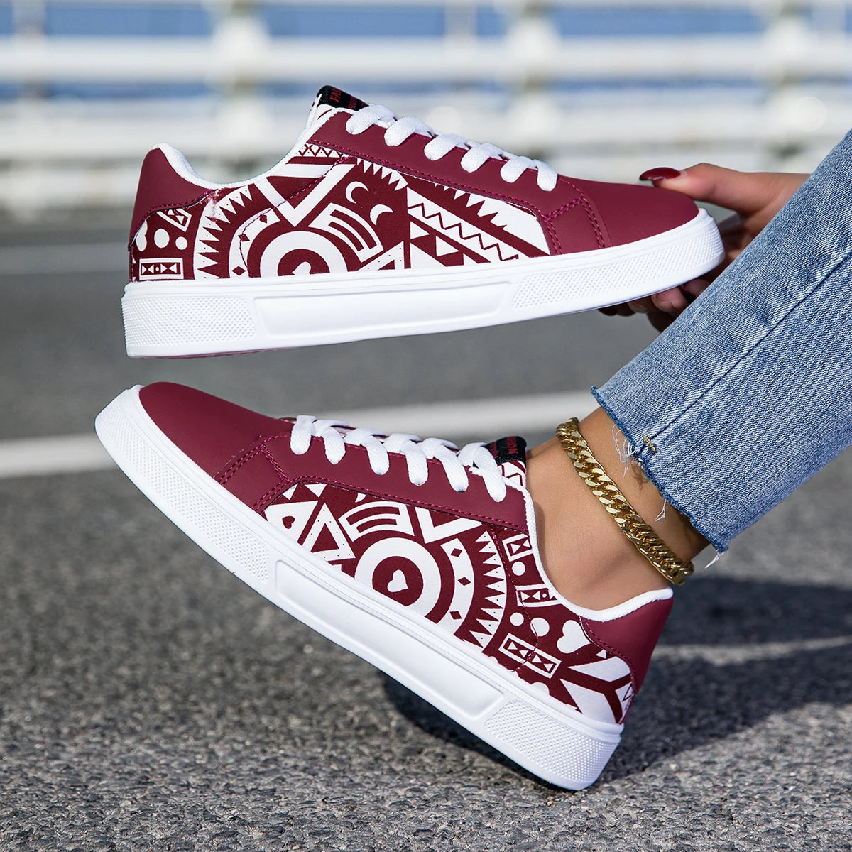 YRZL Womens Casual Sneakers Lightweight Skateboard Shoes for Men Soft Sole Comfortable Walking Shoes Unisex Fashion Sneakers