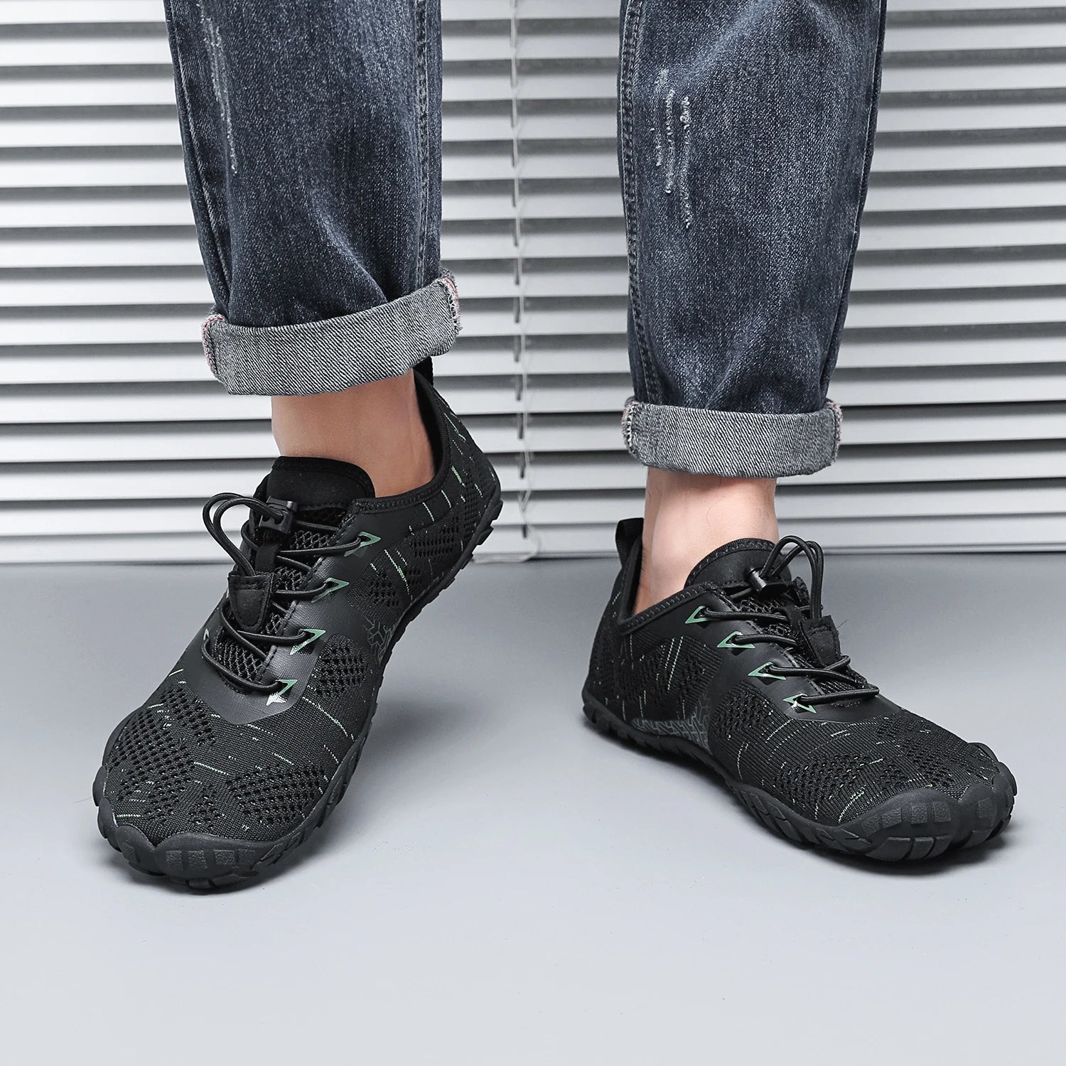 Wide Toe Zero Barefoot Shoes Mens Minimalist Water Shoes Breathable for Walking Rock Climbing Wrestling Trail Running Sneakers