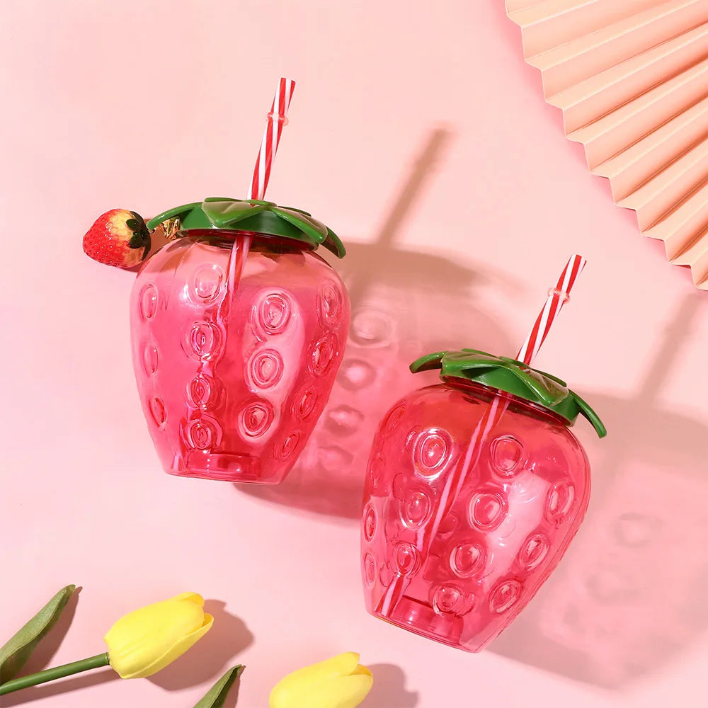 1pc Strawberry Straw Cup 500ml Summer Cute Cartoon Food Grade PP Wide Application Milk Coffee Straw Cup for Home Drinkware