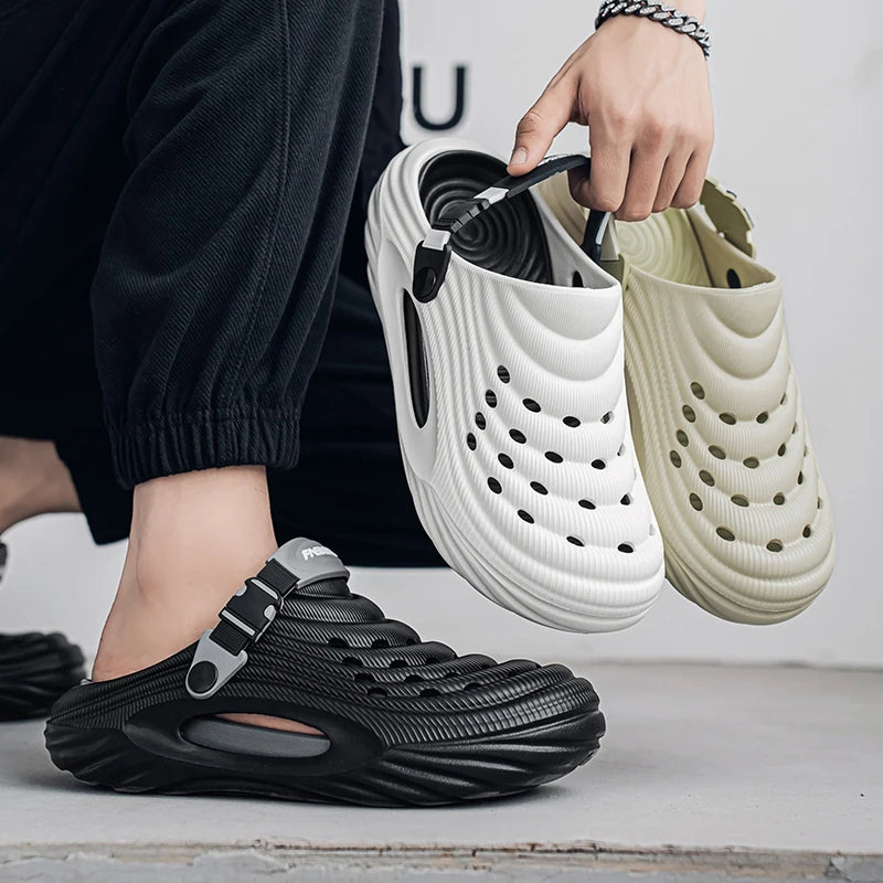 New Couple Models Hole Shoes Summer Women's Sandals Beach Lightweight Men's Slippers Baotou Waterproof Sandals Slippers Men