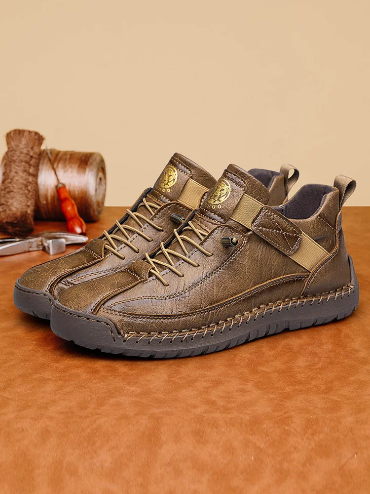 CLOHOO Handmade Men's High-Top Sport Casual Boots Breathable Outdoor Wear with Extended Size Options Classic Ankle Boots