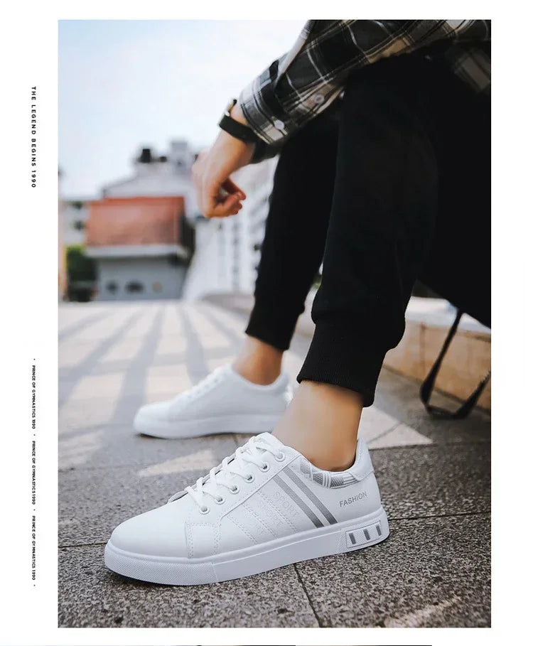 Summer Men Sneakers Casual Vulcanized Shoes Lightweight Breathable Flat White Luxury Shoes for Men Tenis Shoes Tênis Masculino