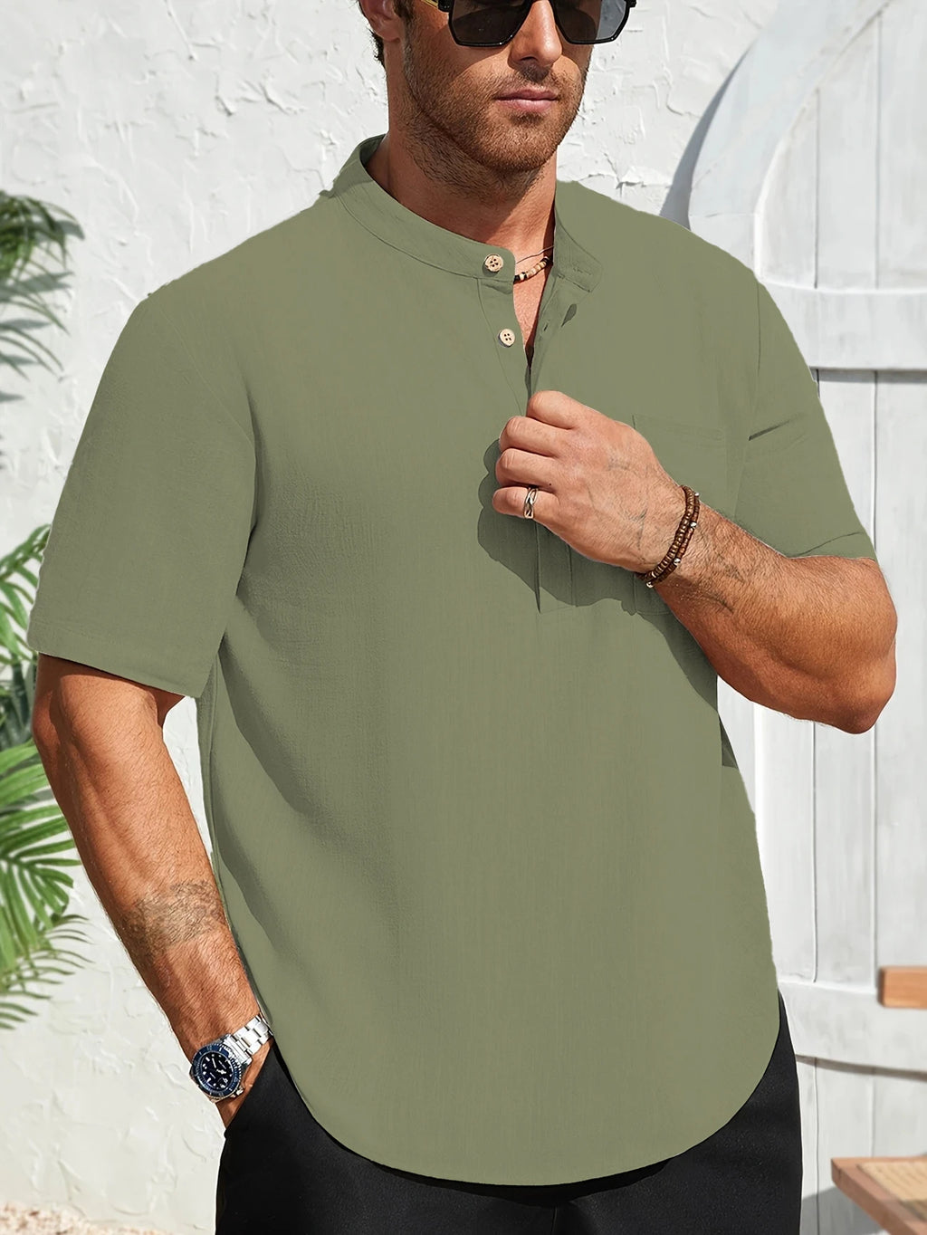 High Quality Men's Breathable Cotton Linen Short Sleeve Henley Shirt Casual Loose Fit Solid Color Tee with Chest Pocket