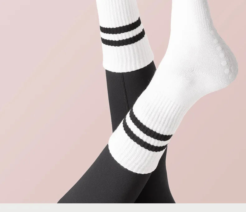 Professional Non-slip Yoga Socks Cotton Mid-tube Bottom Silicone Indoor Fitness Socks gym Floor Socks Dance Pilates Sports Socks