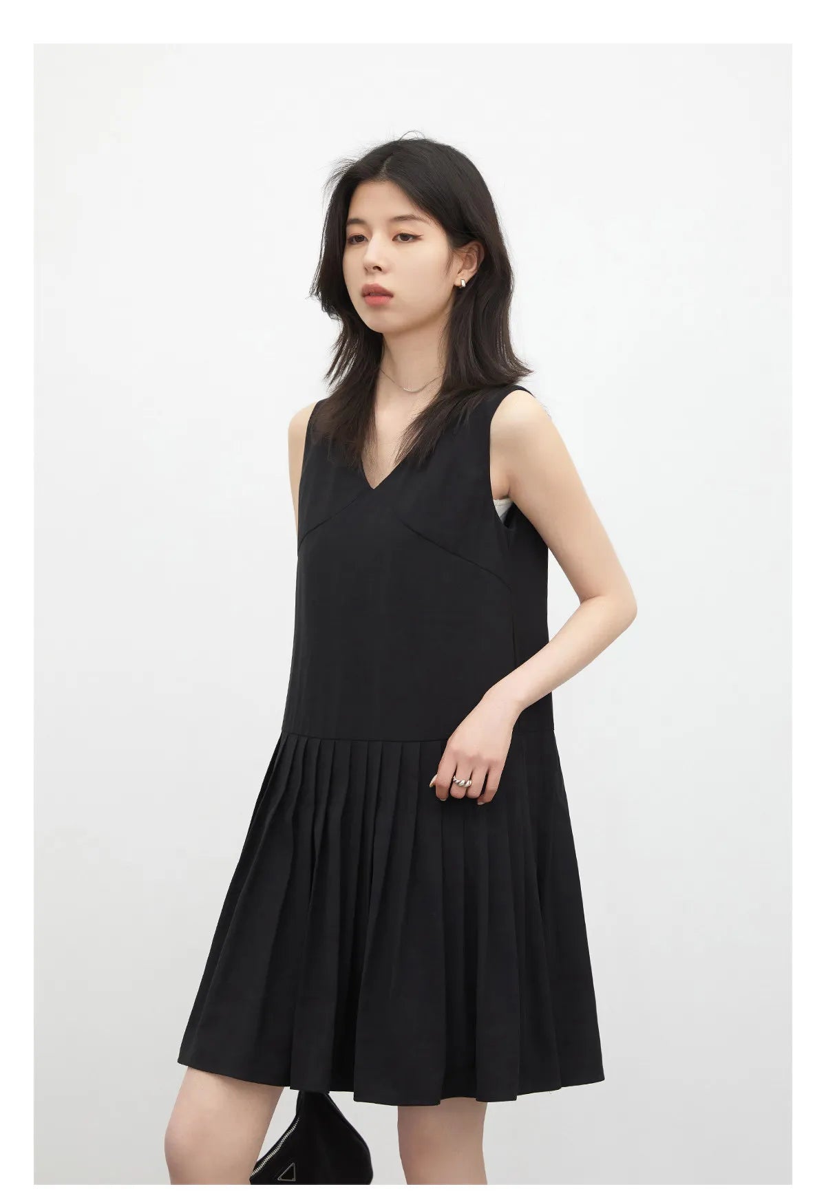 CHIC VEN Fashion Women Dresses Solid A Line Loose Casual V-neck Sleeveless Female Dress Mid-length Spring Summer 2026