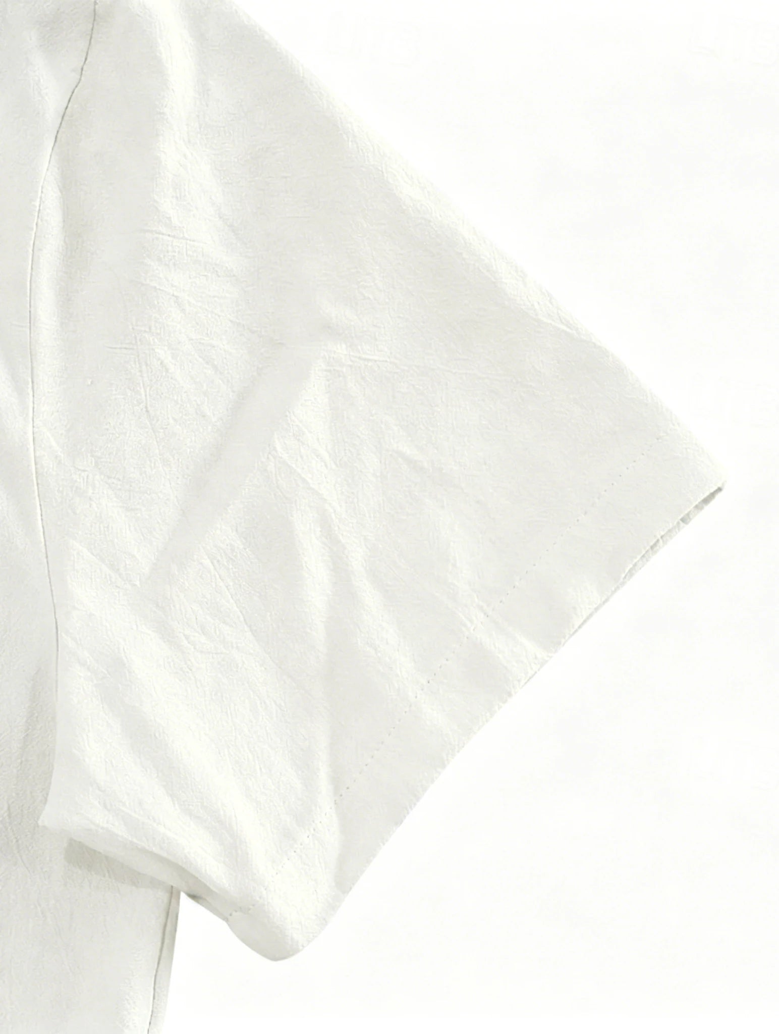 High Quality Men's Breathable Cotton Linen Short Sleeve Henley Shirt Casual Loose Fit Solid Color Tee with Chest Pocket