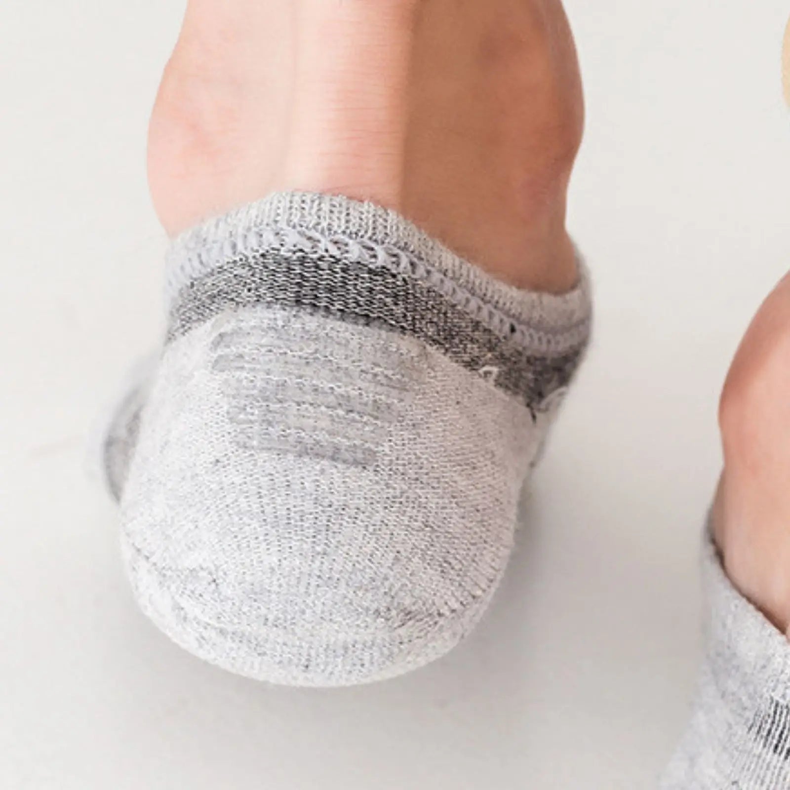 RMSWEETYIL 5 Pairs No Show Low Cut Short Invisible Liner No Slip Socks for Men and Women Cotton Thin Flat No See Boat Shoe Socks