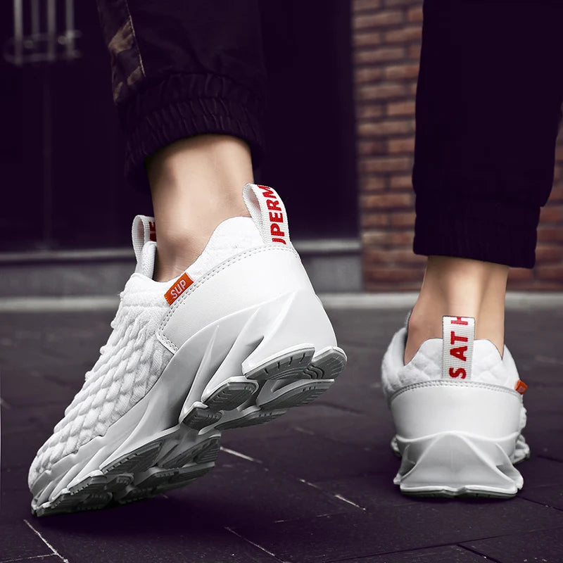 Men Running Shoes Non Slip Breathable Fashionable Outdoor Lightweight Lace Up Wear-resistant Casual Walking Shoes for Men