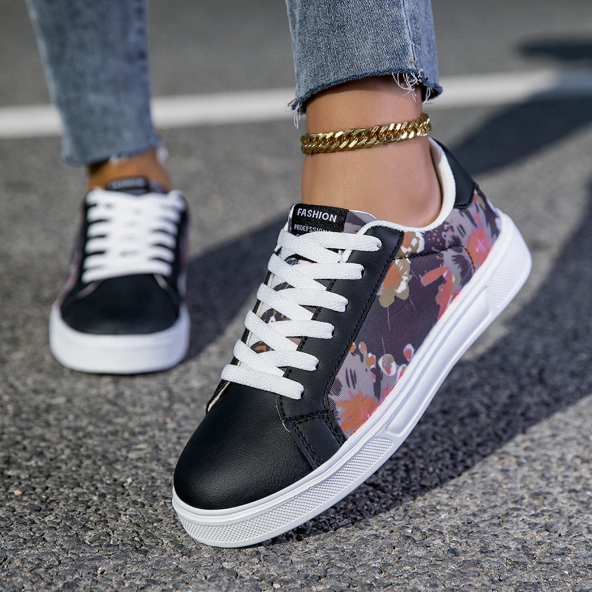 YRZL Womens Casual Sneakers Lightweight Skateboard Shoes for Men Soft Sole Comfortable Walking Shoes Unisex Fashion Sneakers