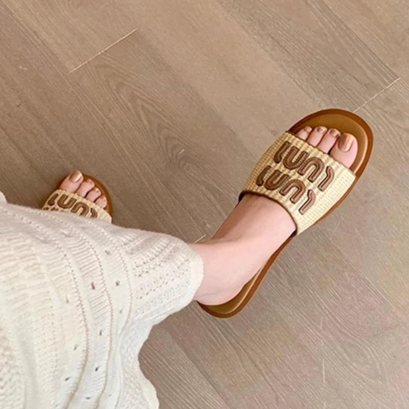 Women's Sandals Summer New Flat Shoes Casual Soft Sole Women's Vacation Fashion Braided Beach Flip Flops Zapatos De Mujer