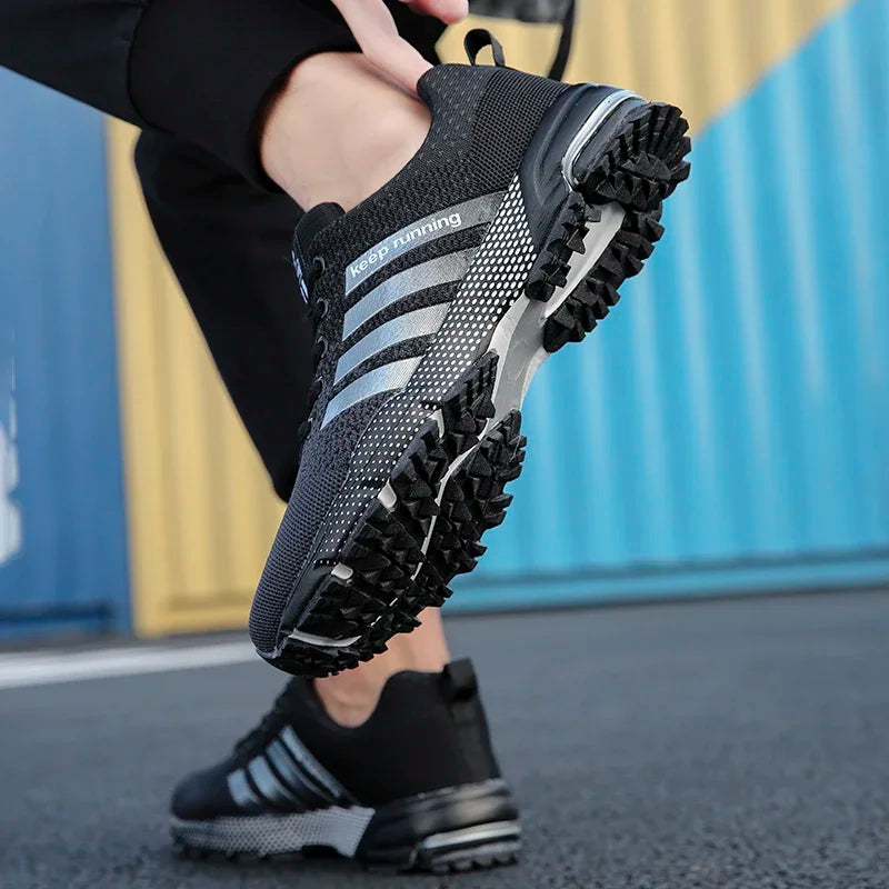 New men's and women's flying mesh surface spring summer breathable casual sports shoes flat vulcanized couple running big size48