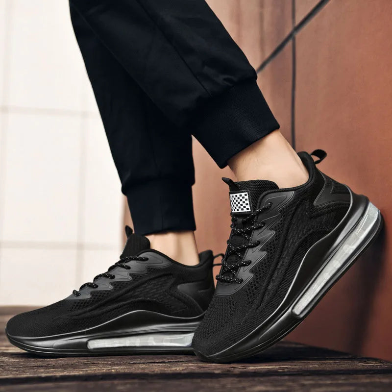 Large size men's shoes breathable lightweight sports shoes outdoor mesh black walking shoes trendy men's casual shoes running sh