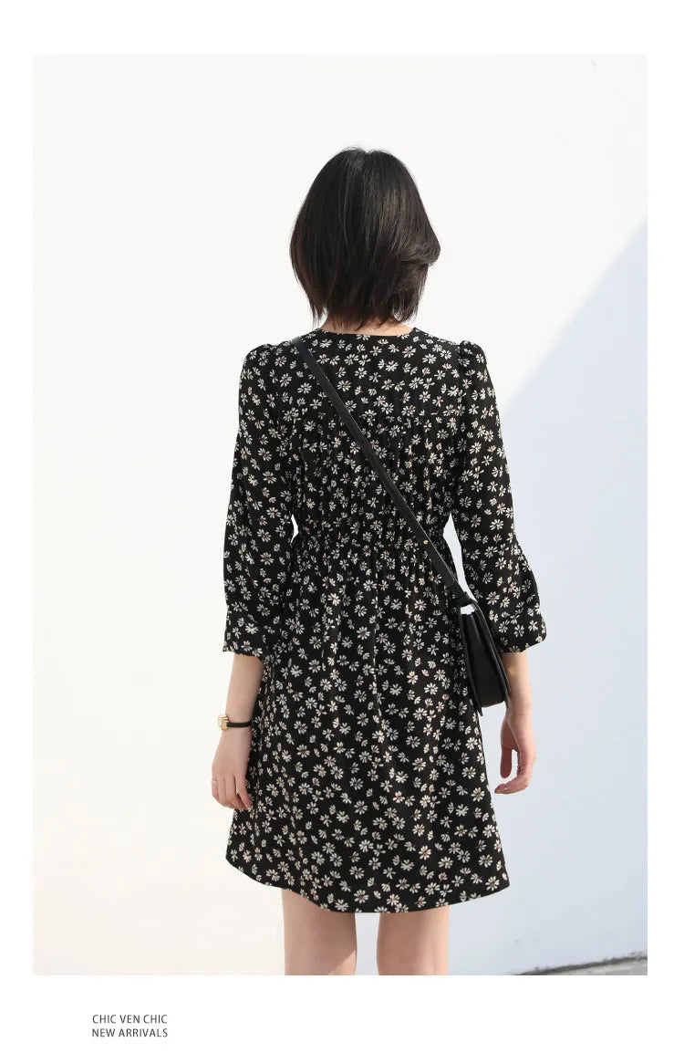 CHIC VEN New Women Dresses Long Sleeved Retro V-neck Black Floral Female Dress Elastic Waisted Lace Up Spring Summer 2026