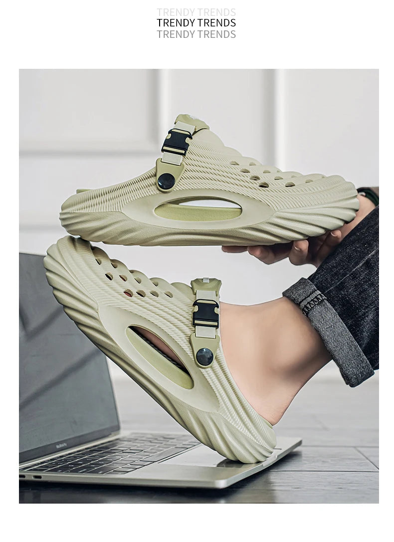 New Couple Models Hole Shoes Summer Women's Sandals Beach Lightweight Men's Slippers Baotou Waterproof Sandals Slippers Men
