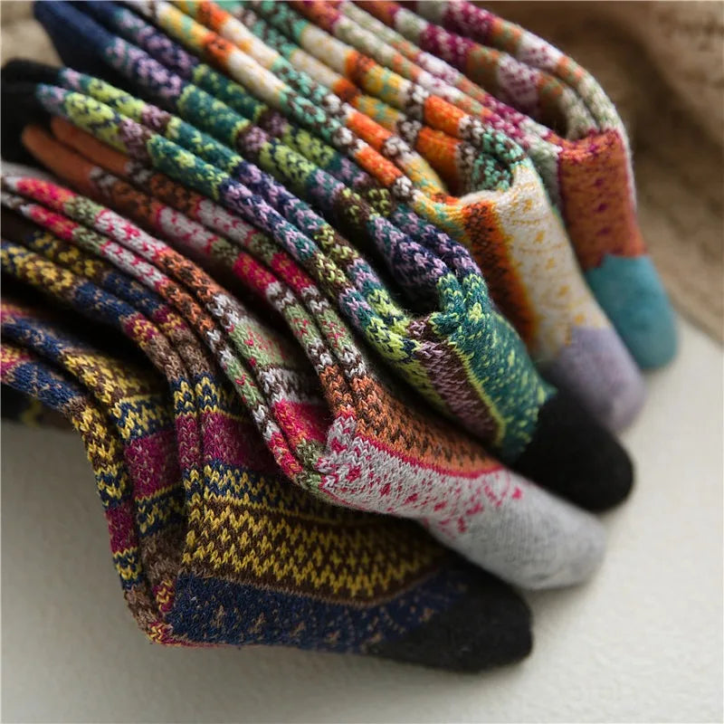 5 Pairs Women Winter Autumn Fashionable Mid Socks New Crew Ladies Happy Funny Novelty Dot Design Socks  ﻿