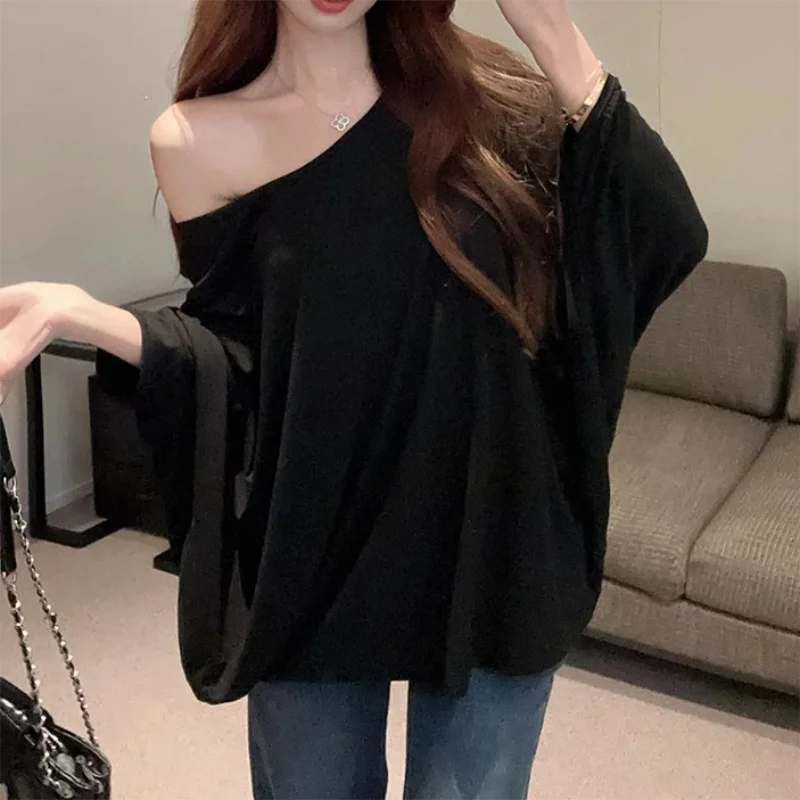 Solid Oversized T-shirt for Women's Casual Loose Top Fashion Bat Sleeves Simple Sexy Off Shoulder Korean Baggy T shirts Autumn