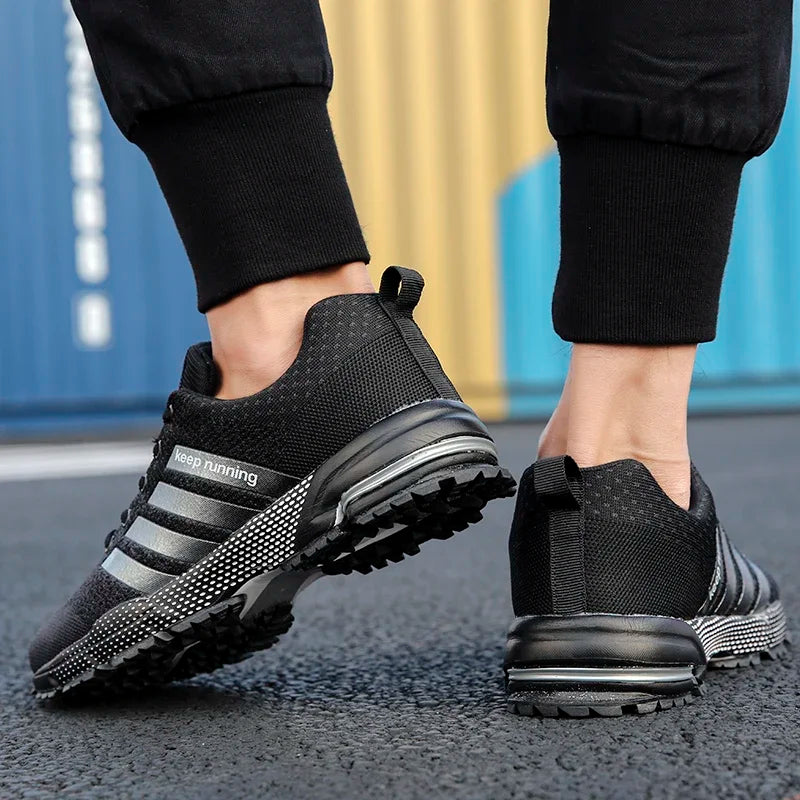 New men's and women's flying mesh surface spring summer breathable casual sports shoes flat vulcanized couple running big size48