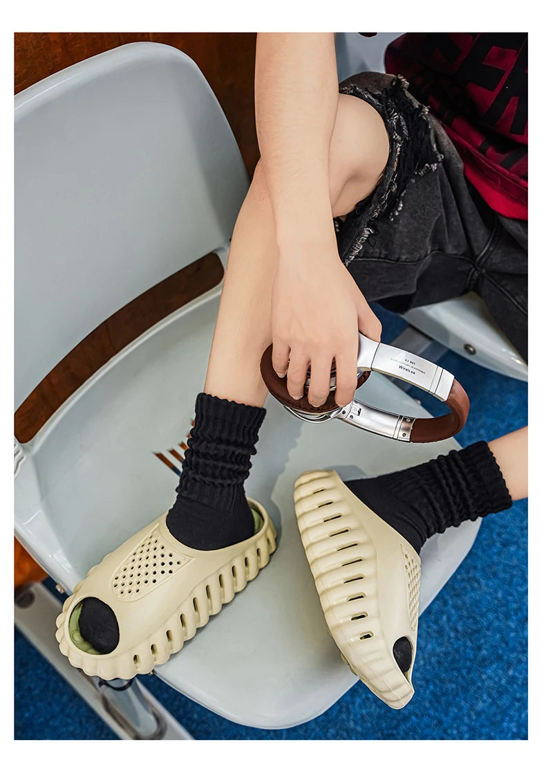 Spring Summer New Men's Massage Slippers Indoor Outdoor Sandals Beach Men Casual Shoes Comfortable Slides Male Home Slippers
