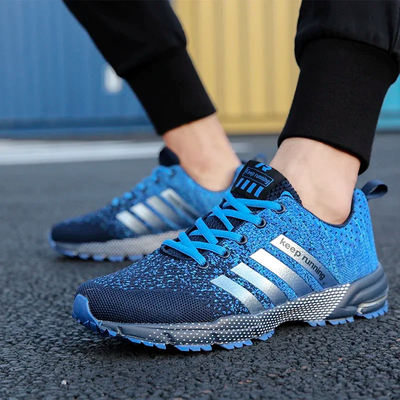 New men's and women's flying mesh surface spring summer breathable casual sports shoes flat vulcanized couple running big size48