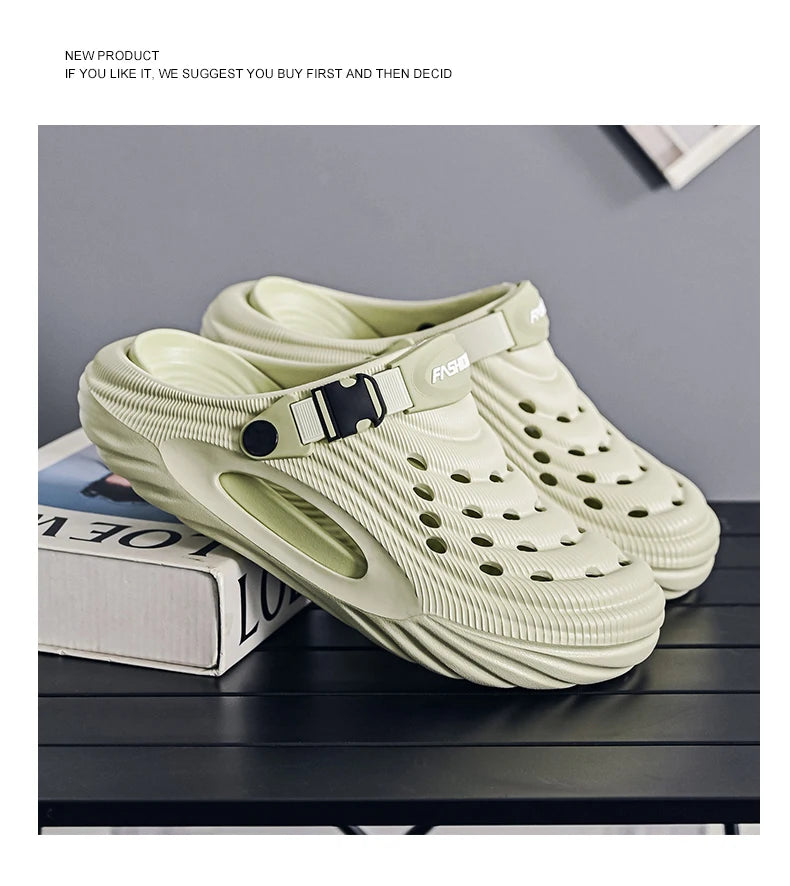 New Couple Models Hole Shoes Summer Women's Sandals Beach Lightweight Men's Slippers Baotou Waterproof Sandals Slippers Men