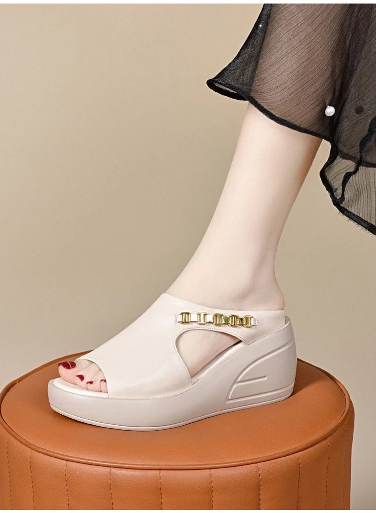 Women's Waterproof Platform Summer Platform Slippers Non-Slip Soft-Soled Wedge Sandals Women's Metal Chain Heightening