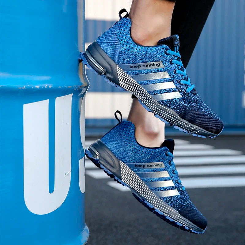 New men's and women's flying mesh surface spring summer breathable casual sports shoes flat vulcanized couple running big size48