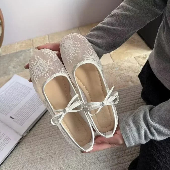 2026 Women's Lace Mesh Mary Jane Shoes Fashion Square Toe Bowknot Flats Soft Sole Comfortable Slip-On Retro Elegant Date Shoes