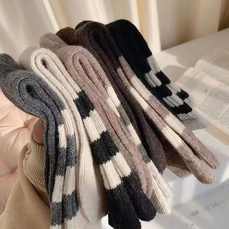 5 Pairs Striped Print Socks, Comfy & Soft Mid Tube Socks, Women's Stockings & Hosiery