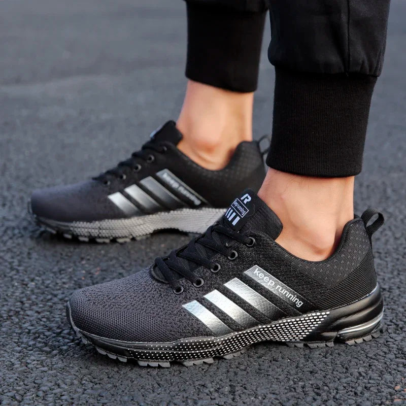New men's and women's flying mesh surface spring summer breathable casual sports shoes flat vulcanized couple running big size48