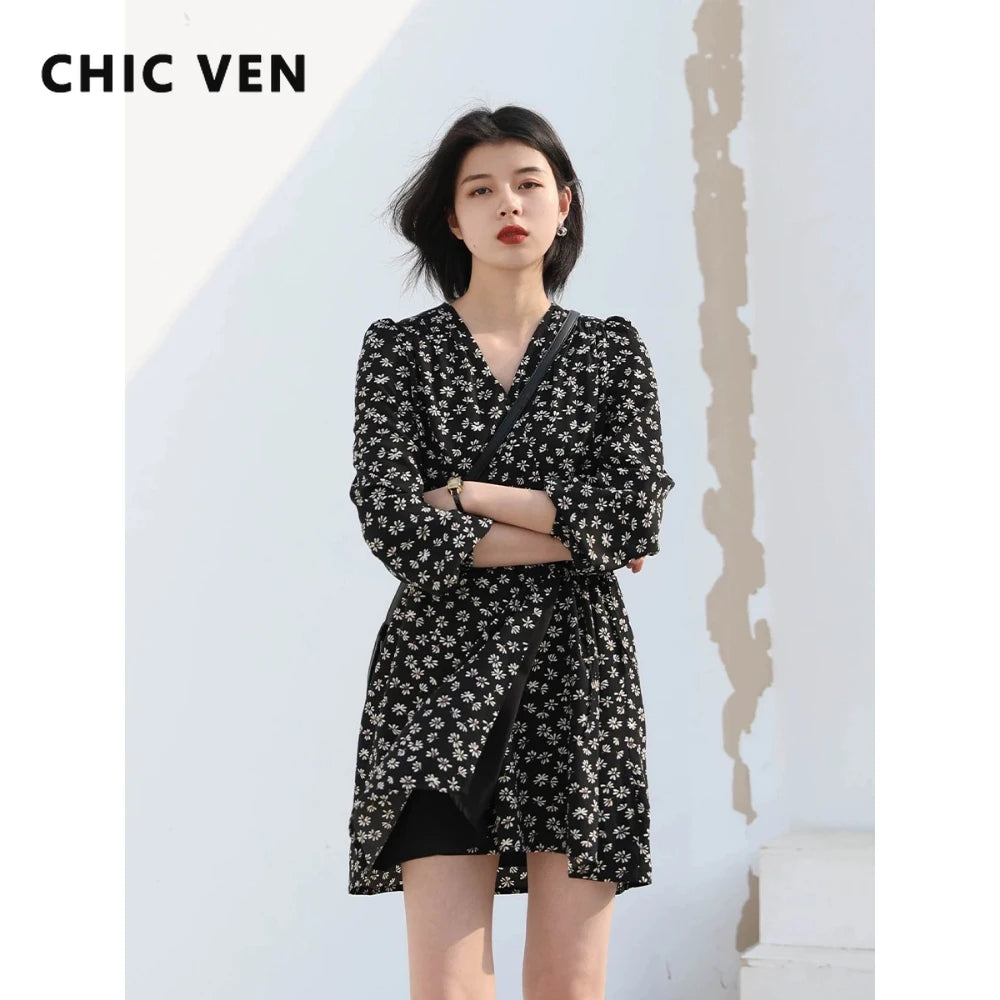 CHIC VEN New Women Dresses Long Sleeved Retro V-neck Black Floral Female Dress Elastic Waisted Lace Up Spring Summer 2026