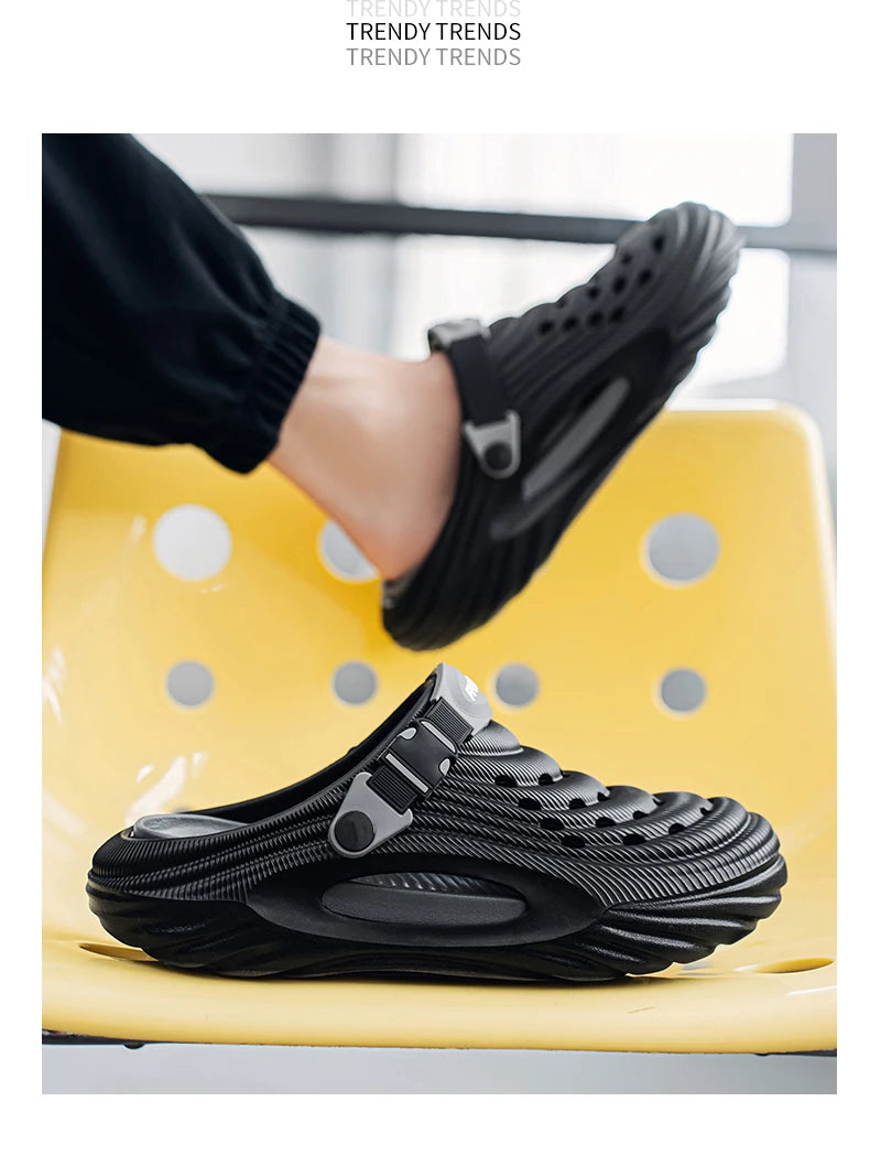 New Couple Models Hole Shoes Summer Women's Sandals Beach Lightweight Men's Slippers Baotou Waterproof Sandals Slippers Men