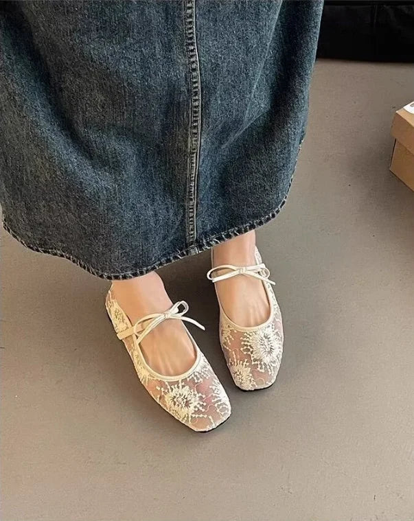 2026 Women's Lace Mesh Mary Jane Shoes Fashion Square Toe Bowknot Flats Soft Sole Comfortable Slip-On Retro Elegant Date Shoes