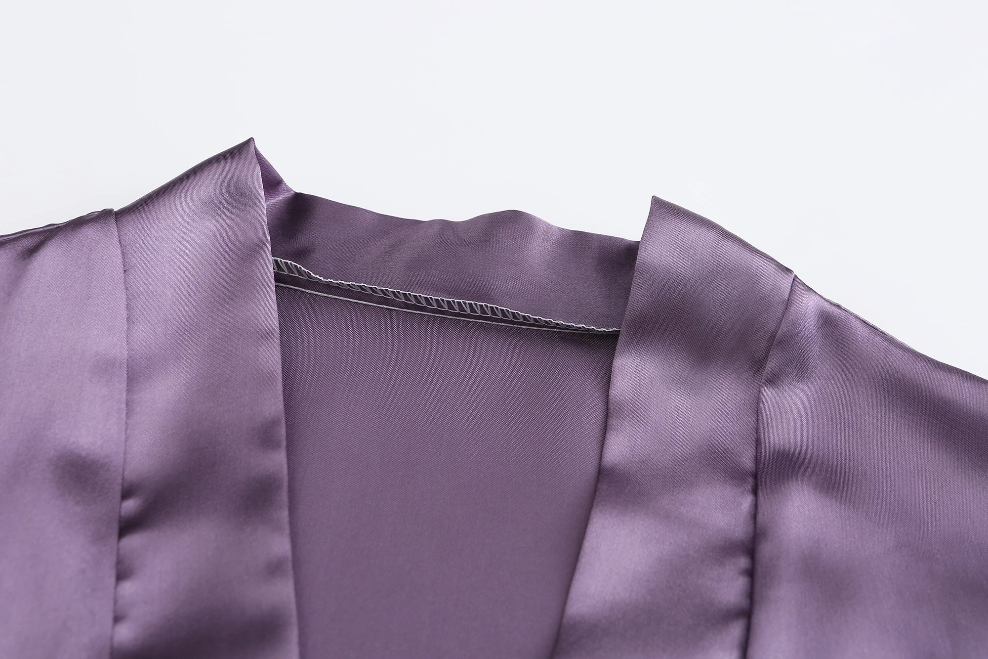 New Bathrobe Bride Satin-Silk Robe Women Bridal Party Sister Team Mother Shower Gift Bridesmaid Wedding Short Robes YE7883