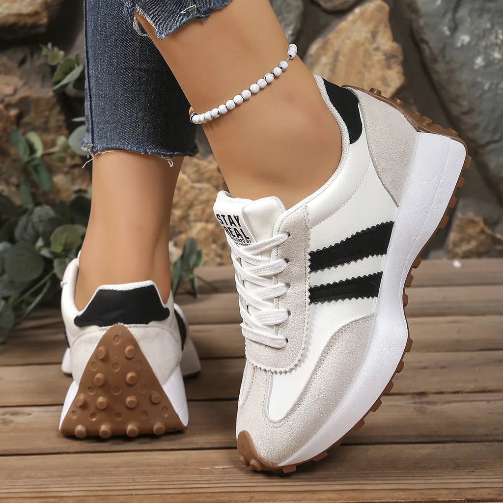 New 2025 Women Chunky Sneakers Platform Casual Fashionable Sneakers Lightweight Soft Bottom Running Shoes Summer Mesh Sneakers