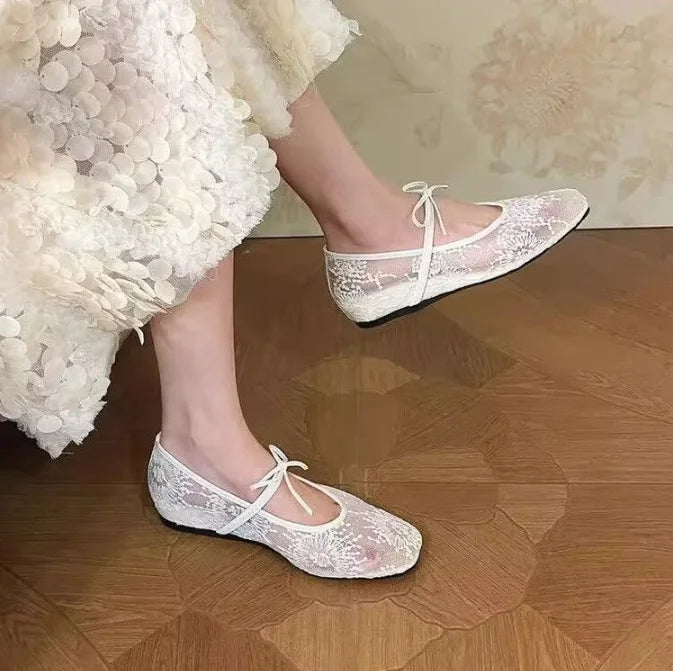 2026 Women's Lace Mesh Mary Jane Shoes Fashion Square Toe Bowknot Flats Soft Sole Comfortable Slip-On Retro Elegant Date Shoes