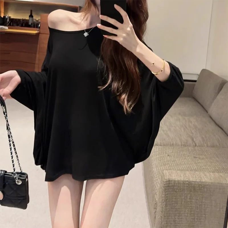 Solid Oversized T-shirt for Women's Casual Loose Top Fashion Bat Sleeves Simple Sexy Off Shoulder Korean Baggy T shirts Autumn