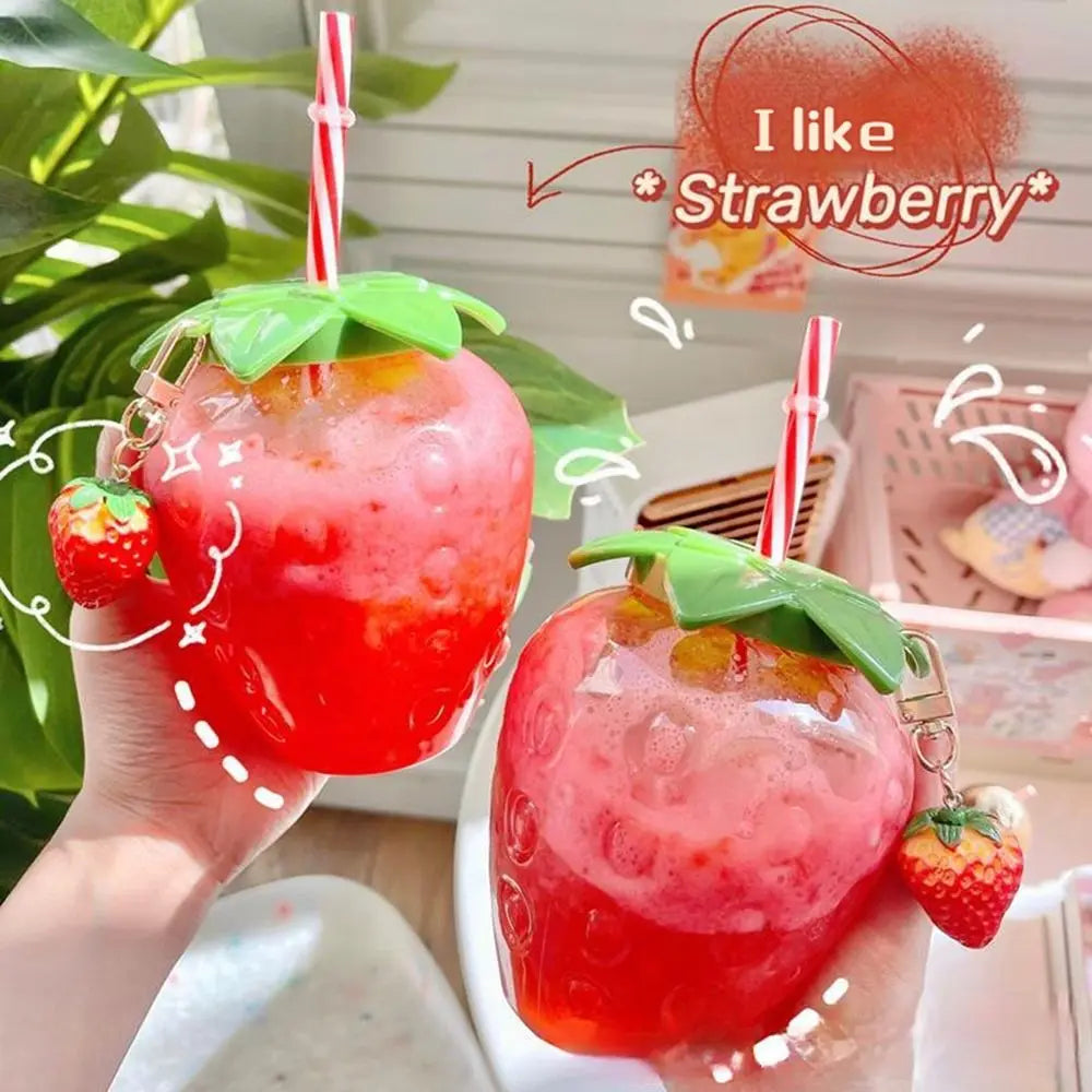 1pc Strawberry Straw Cup 500ml Summer Cute Cartoon Food Grade PP Wide Application Milk Coffee Straw Cup for Home Drinkware