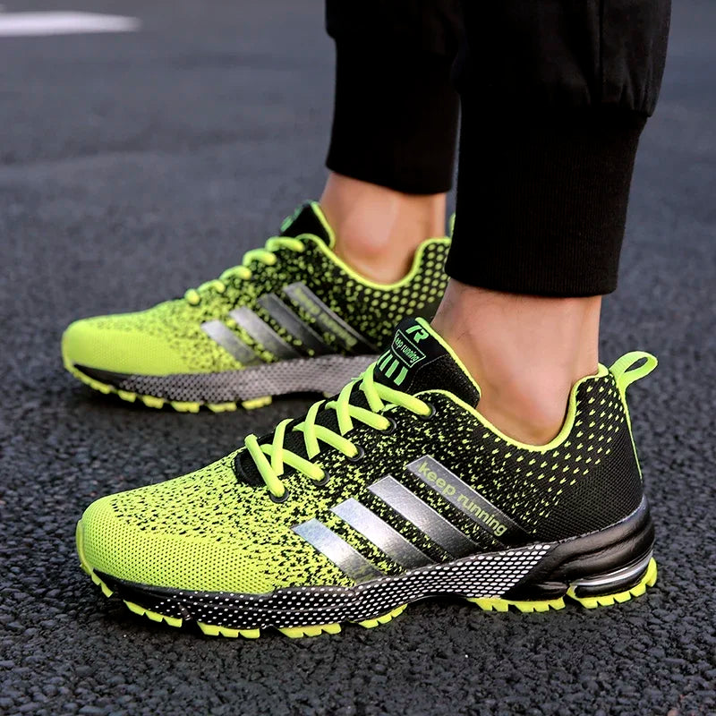 New men's and women's flying mesh surface spring summer breathable casual sports shoes flat vulcanized couple running big size48