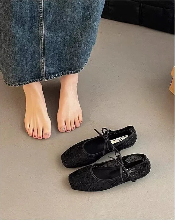2026 Women's Lace Mesh Mary Jane Shoes Fashion Square Toe Bowknot Flats Soft Sole Comfortable Slip-On Retro Elegant Date Shoes