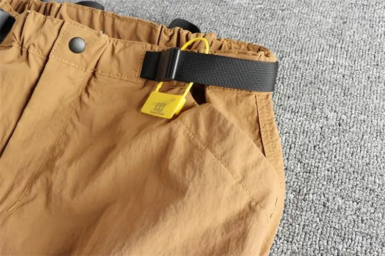 2025 New Japanese Loose Straight Outdoor Paratrooper Assault Pants Men's Functional Pocket Casual Trouser with Belt for Cityboy