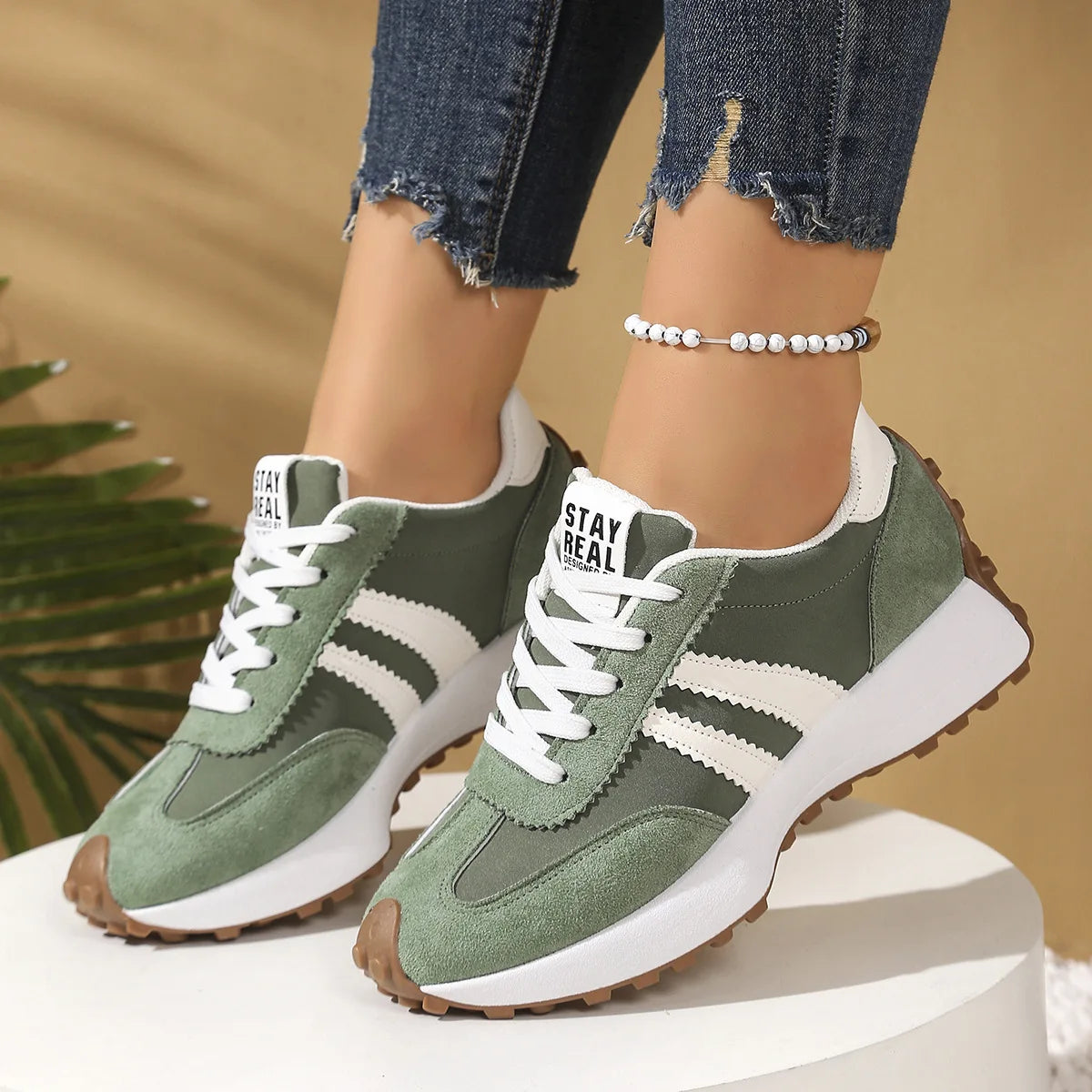 New 2025 Women Chunky Sneakers Platform Casual Fashionable Sneakers Lightweight Soft Bottom Running Shoes Summer Mesh Sneakers