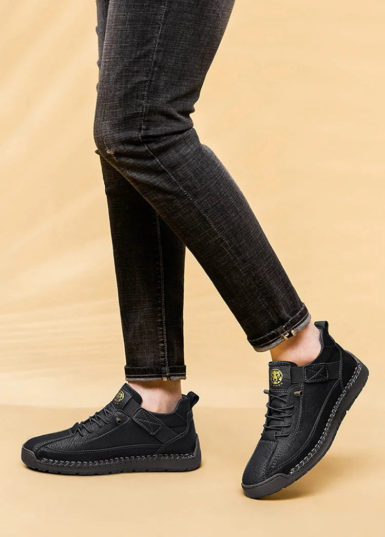 CLOHOO Handmade Men's High-Top Sport Casual Boots Breathable Outdoor Wear with Extended Size Options Classic Ankle Boots