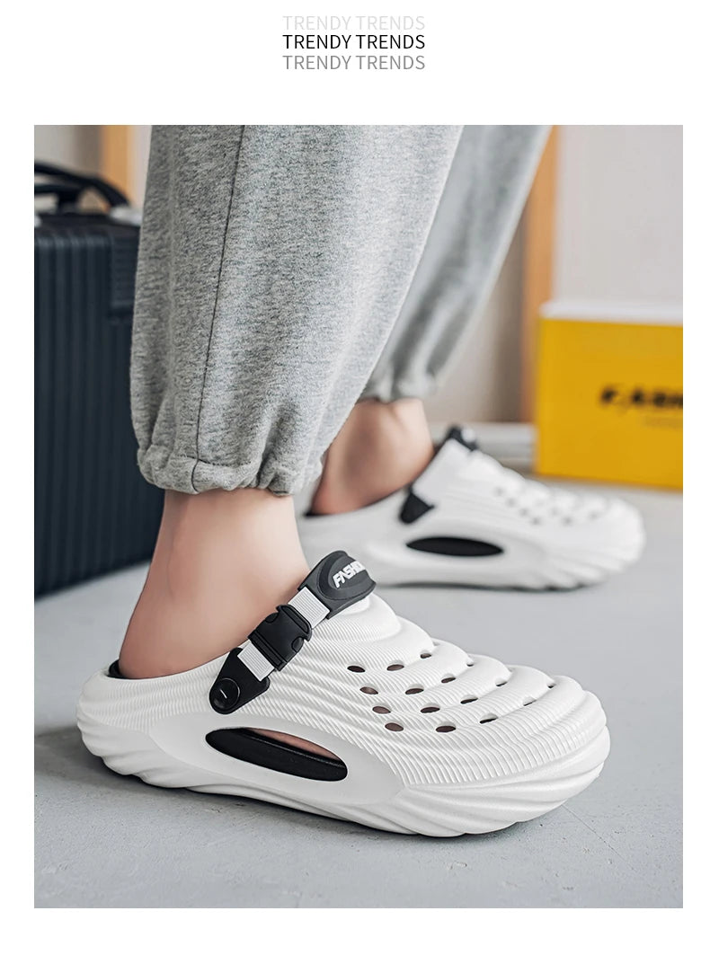 New Couple Models Hole Shoes Summer Women's Sandals Beach Lightweight Men's Slippers Baotou Waterproof Sandals Slippers Men