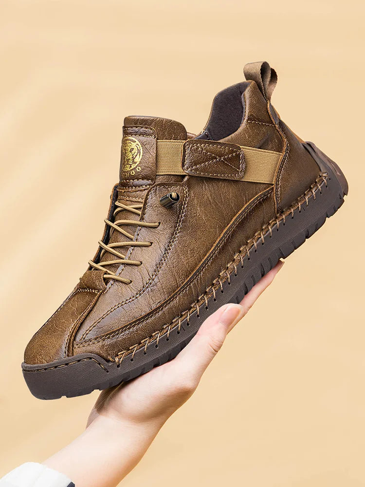 CLOHOO Handmade Men's High-Top Sport Casual Boots Breathable Outdoor Wear with Extended Size Options Classic Ankle Boots